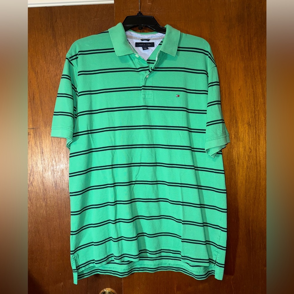 🌹 Tommy Hilfiger Men's Polo in Green with Black Stripes